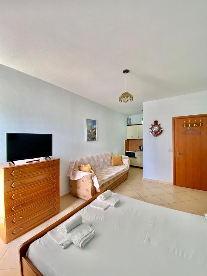 Caramel Sun Studios Apts Sarandë 外观 照片