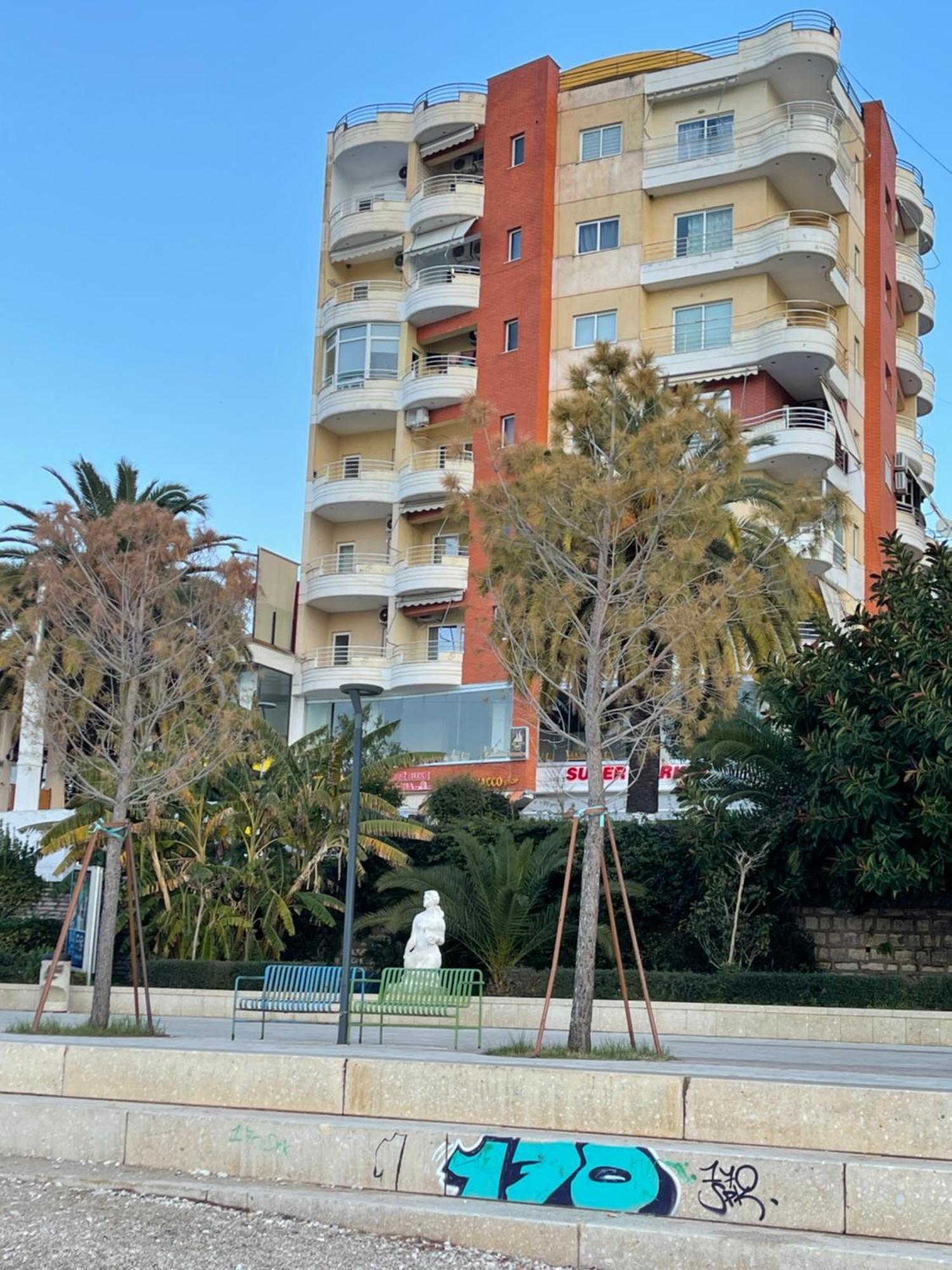 Caramel Sun Studios Apts Sarandë 外观 照片